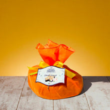 Carica l'immagine nel visualizzatore di Gallery, Colomba incarto Lusso 750g
